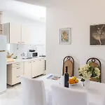 Pusic Apartman