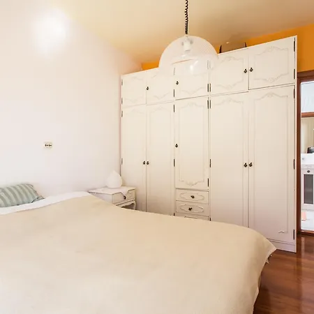 Pusic Apartment *